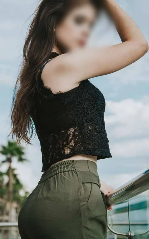 Noida College Call Girl